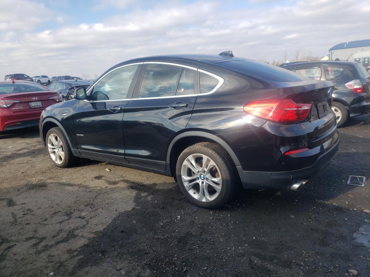 Изображение 2 2015 BMW X4 XDRIVE28I 2015 с VIN 5UXXW3C55F0F88946