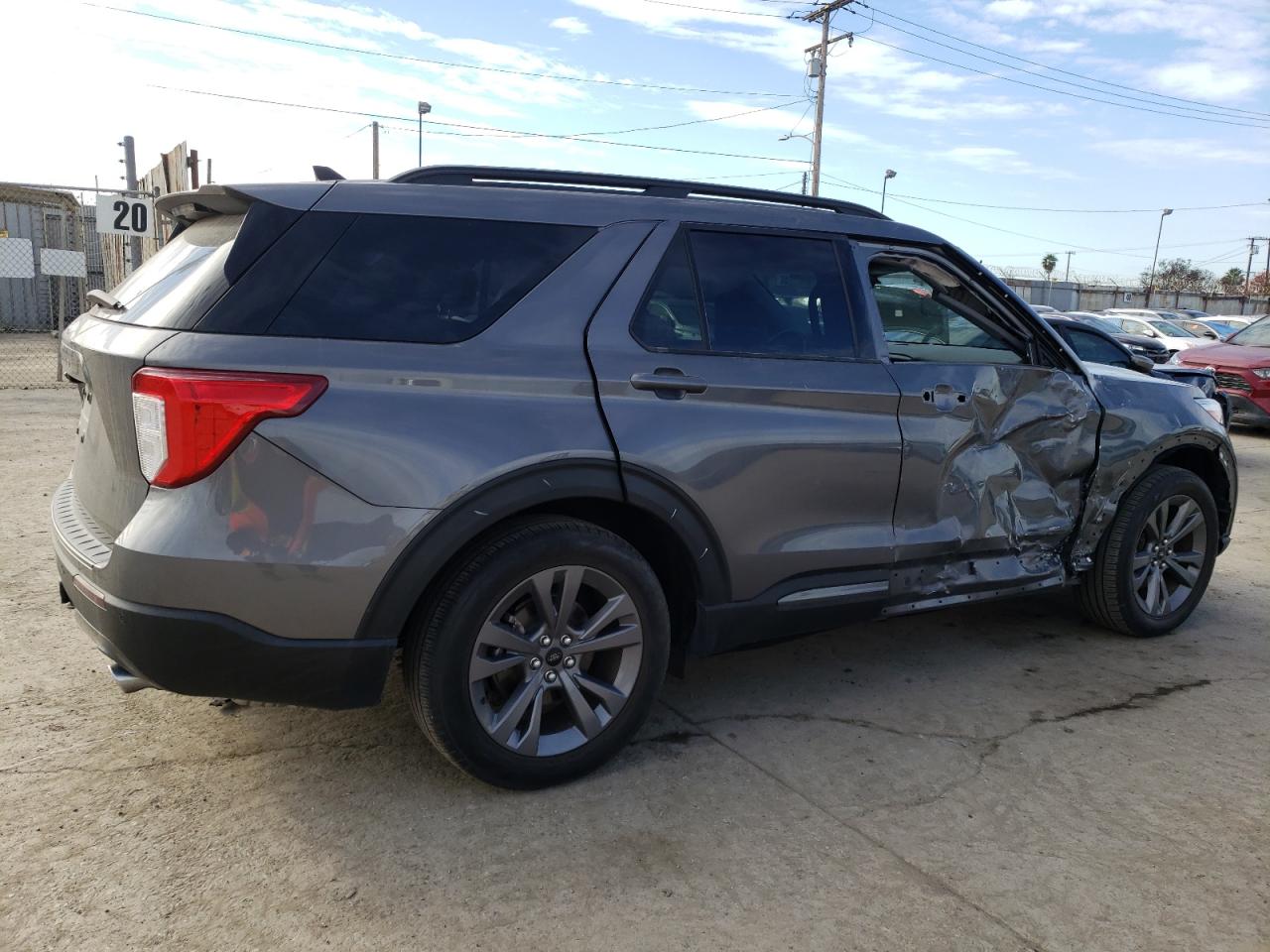 Изображение 3 2021 FORD EXPLORER XLT 2021 с VIN 1FMSK7DH5MGA05960