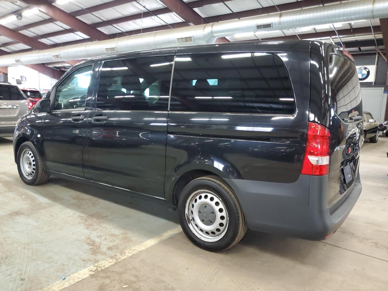 Изображение 2 2018 MERCEDES-BENZ METRIS  2018 с VIN WD4PG2EE1J3355212