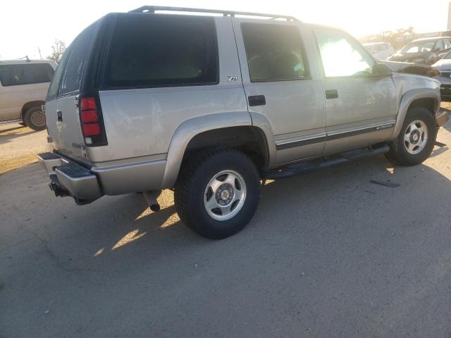 Image 3 of 2000 CHEVROLET TAHOE K1500 2000 with VIN 1GNEK13R7YR155367