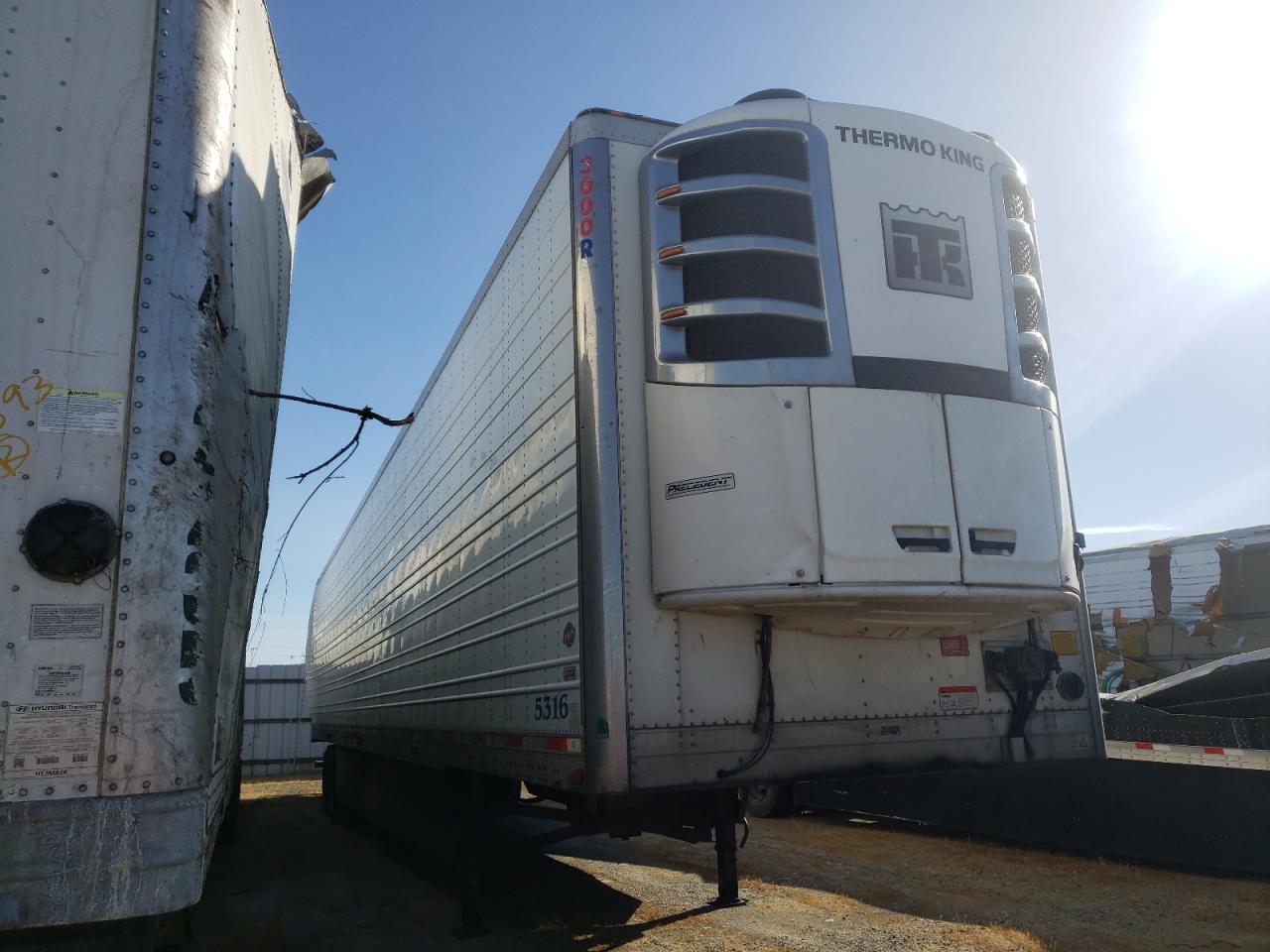 2015 UTILITY 53 2015 image