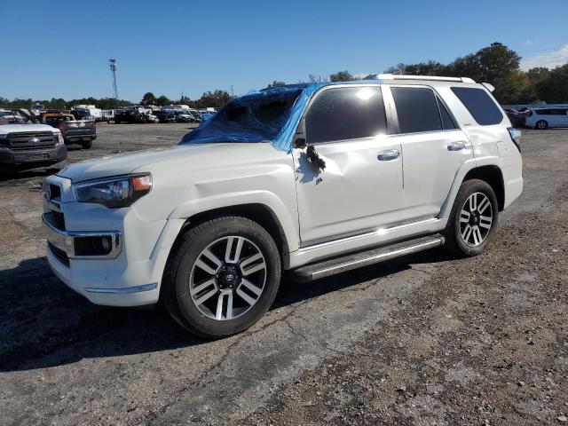 Image 1 of 2018 TOYOTA 4RUNNER SR5 2018 with VIN JTEZU5JRXJ5175037