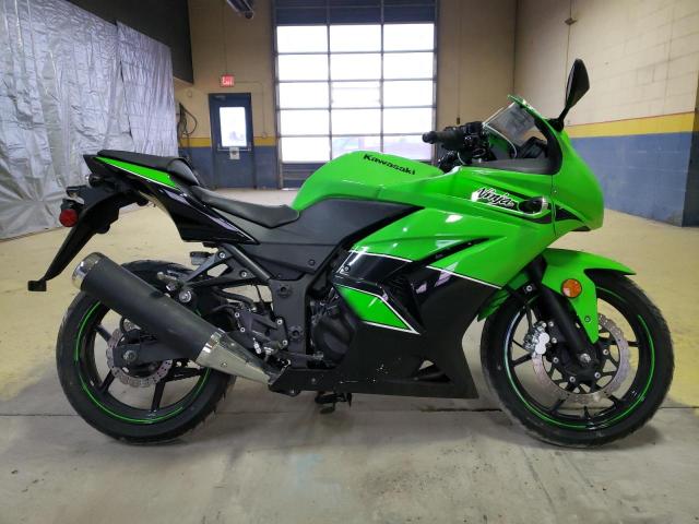 Image 1 of 2011 KAWASAKI EX250 J 2011 with VIN JKAEXMJ11BDA91711