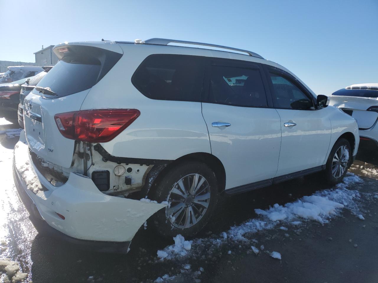 Изображение 3 2017 NISSAN PATHFINDER S 2017 с VIN 5N1DR2MN1HC675810