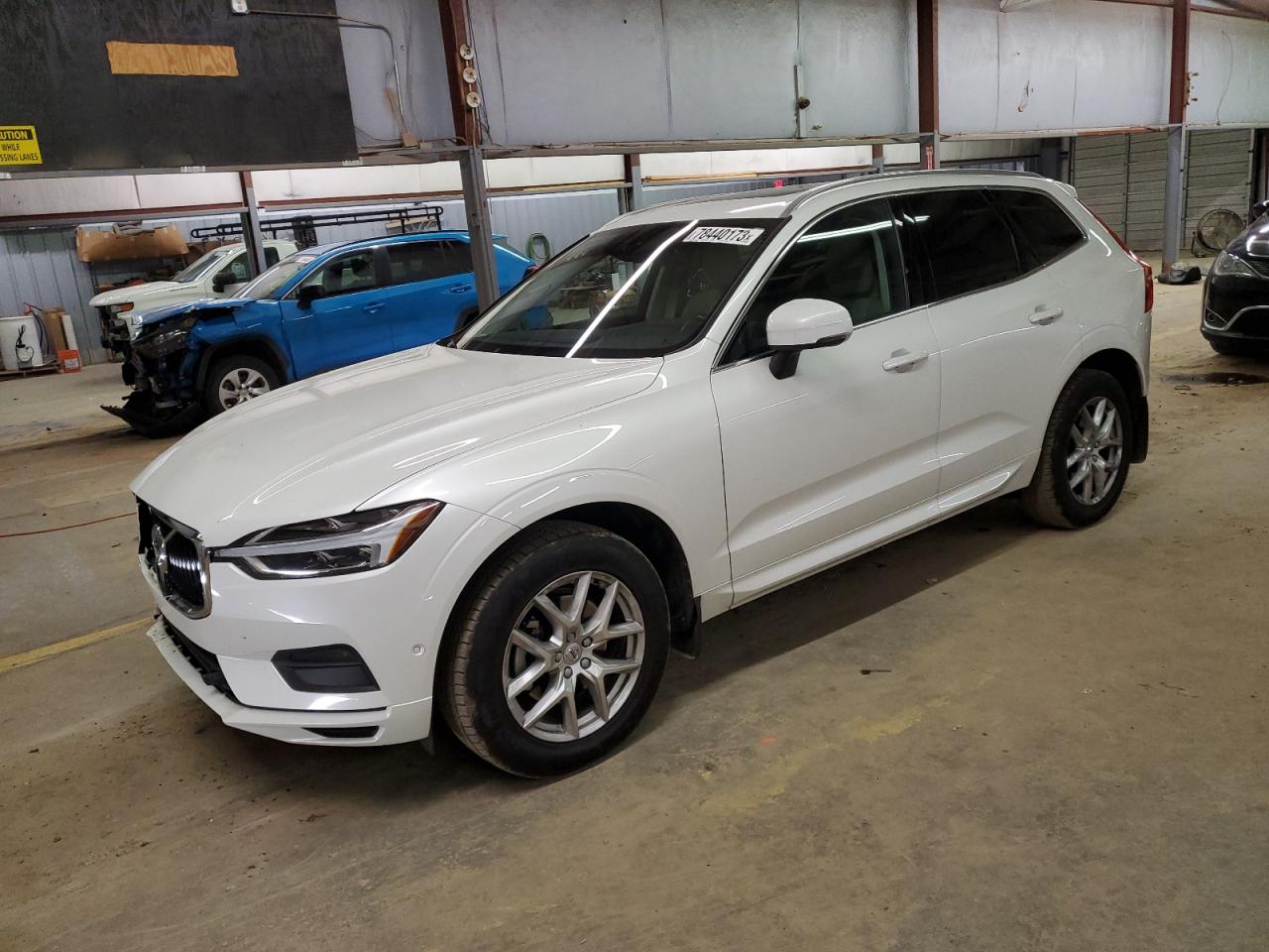 Изображение 1 2019 VOLVO XC60 T5 2019 с VIN LYV102RK5KB285109