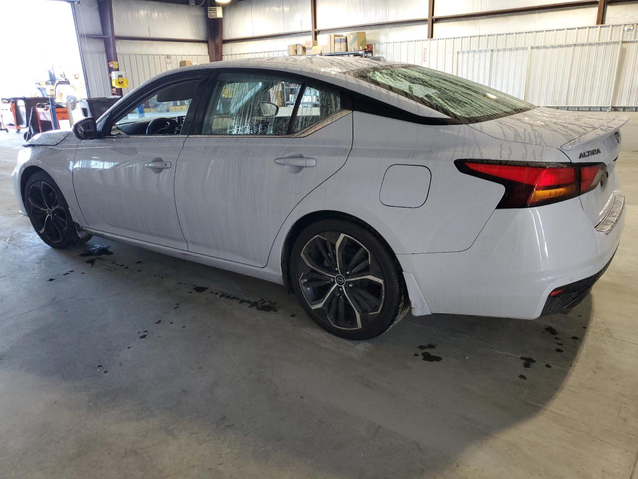 Изображение 2 2023 NISSAN ALTIMA SR 2023 с VIN 1N4BL4CV2PN307526