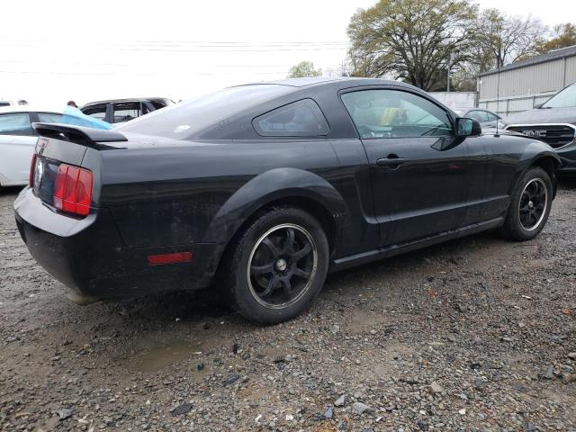 Obraz 3 z 2005 FORD MUSTANG  2005 z VIN 1ZVFT80N955250632