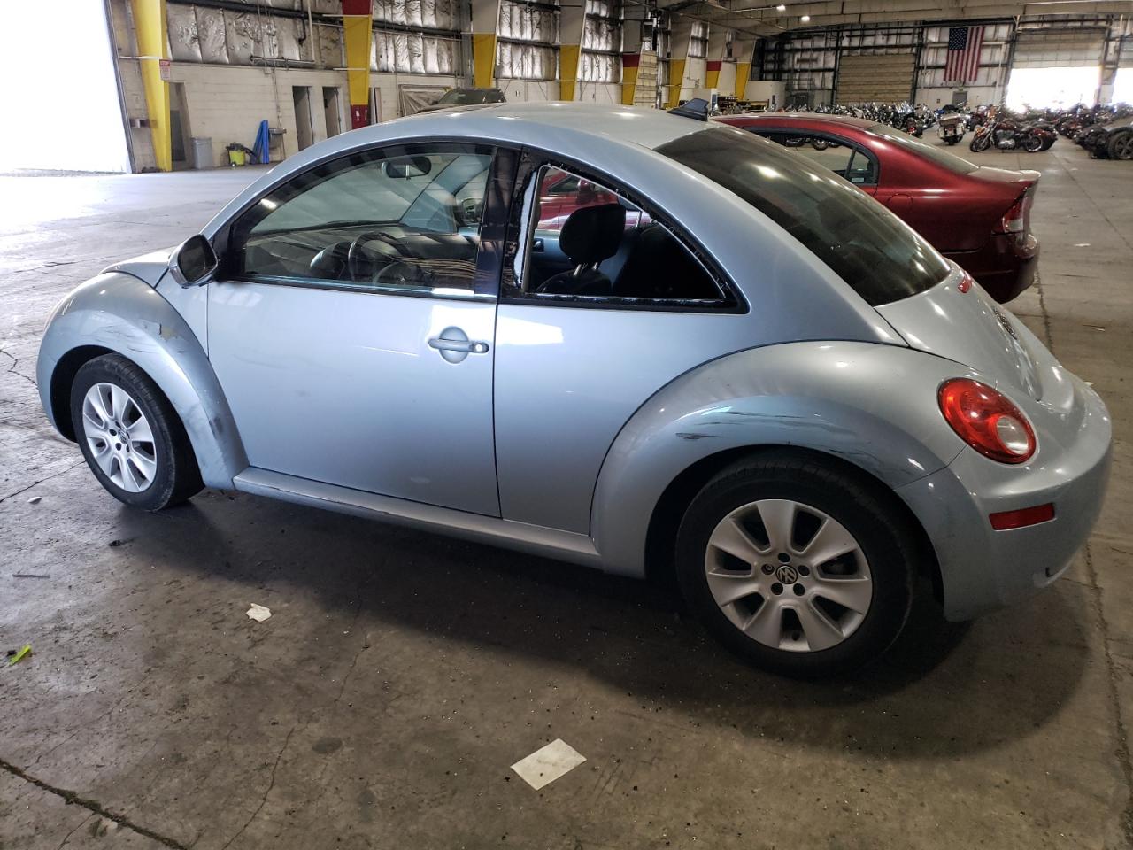 Изображение 2 Volkswagen New Beetle S 2009 с VIN 3VWRW31C89M513665