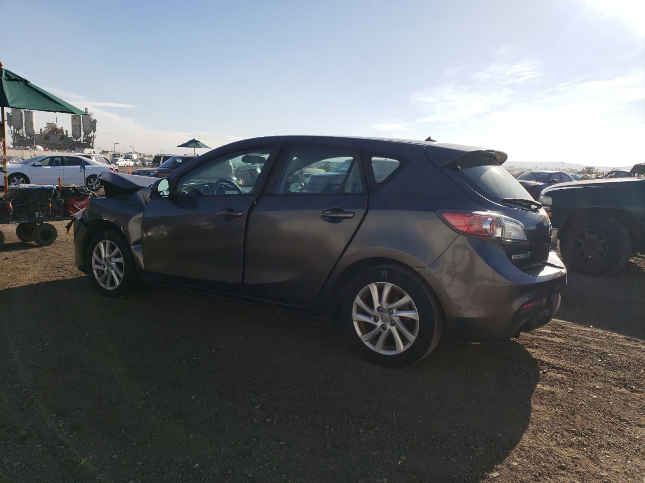Image 2 of 2012 MAZDA 3 I 2012 with VIN JM1BL1L80C1628288