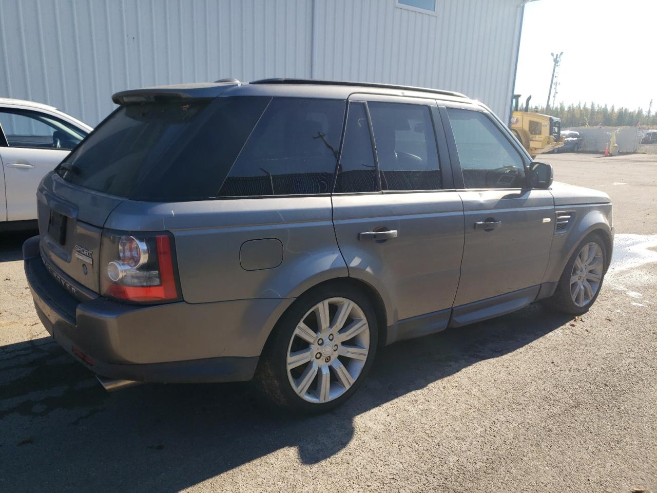 Изображение 3 Land Rover Range Rover Sport Lux 2011 с VIN SALSK2D43BA259048