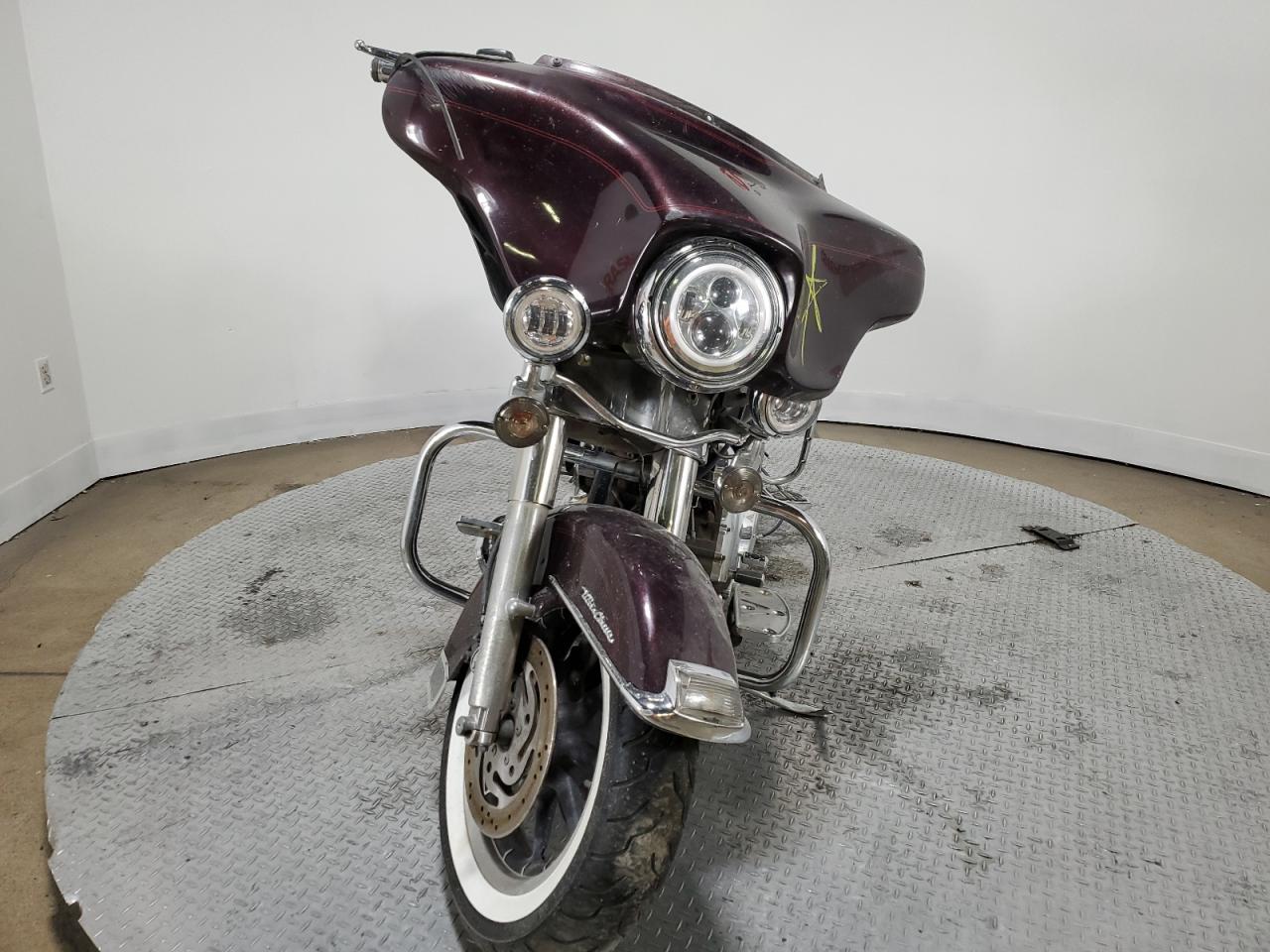 Obraz 2 z 2007 HARLEY-DAVIDSON FLHTCUI  2007 z VIN 1HD1FC4197Y705848