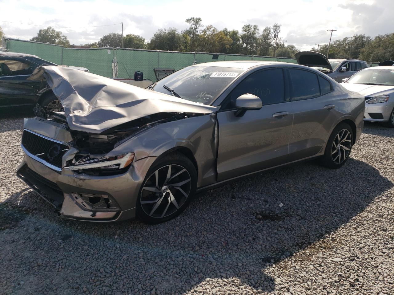 Obraz 2019 VOLVO S60 T6 MOMENTUM 2019