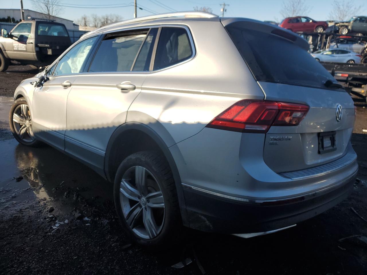 Obraz 2 z 2021 VOLKSWAGEN TIGUAN SE 2021 z VIN 3VV2B7AX9MM062704