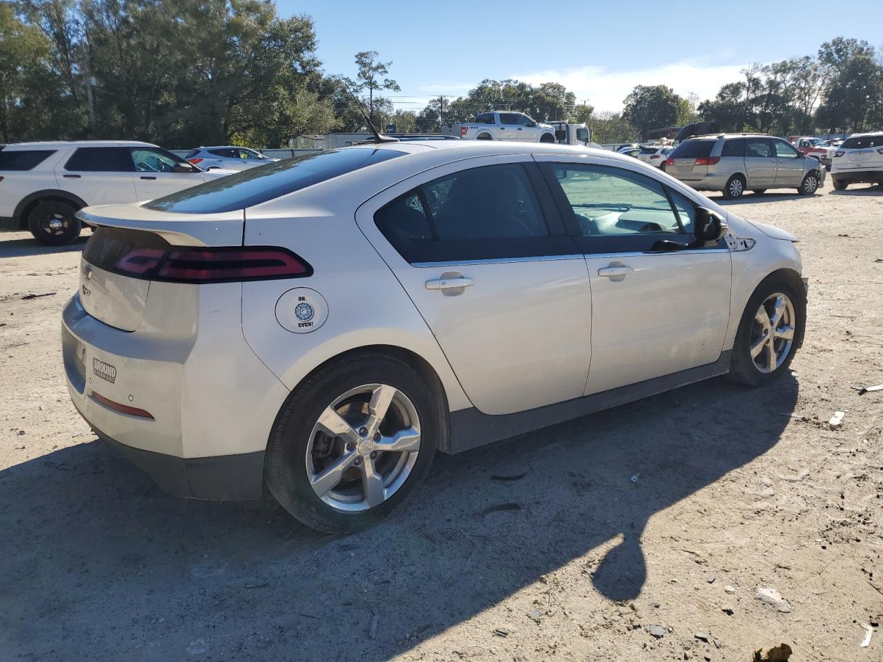 Image 3 of 2014 CHEVROLET VOLT  2014 with VIN 1G1RD6E46EU151900