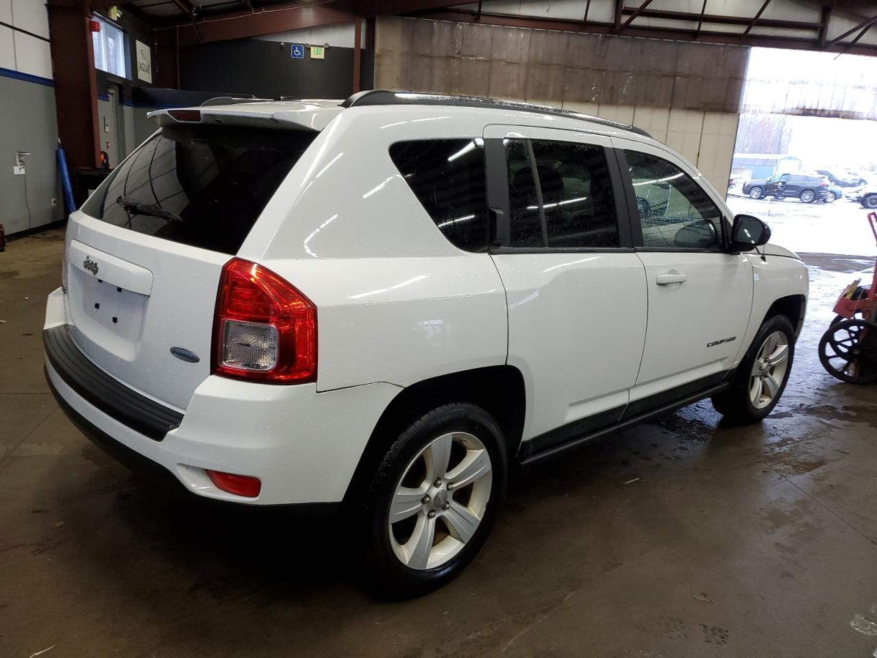 Obraz 3 z 2011 JEEP COMPASS SPORT 2011 z VIN 1J4NF1FB1BD282982