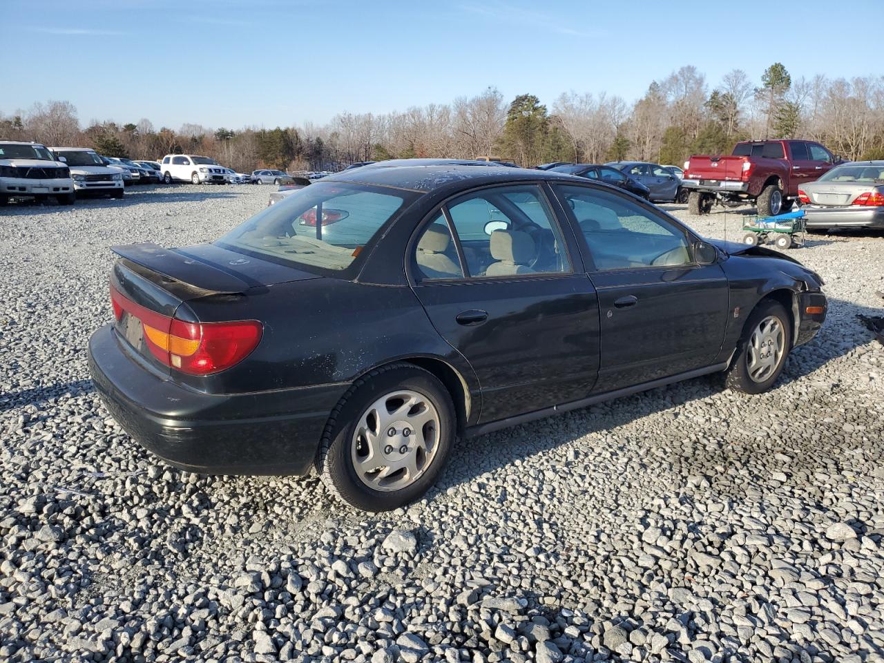 Image 3 of 2000 SATURN SL2  2000 with VIN 1G8ZJ5273YZ103619