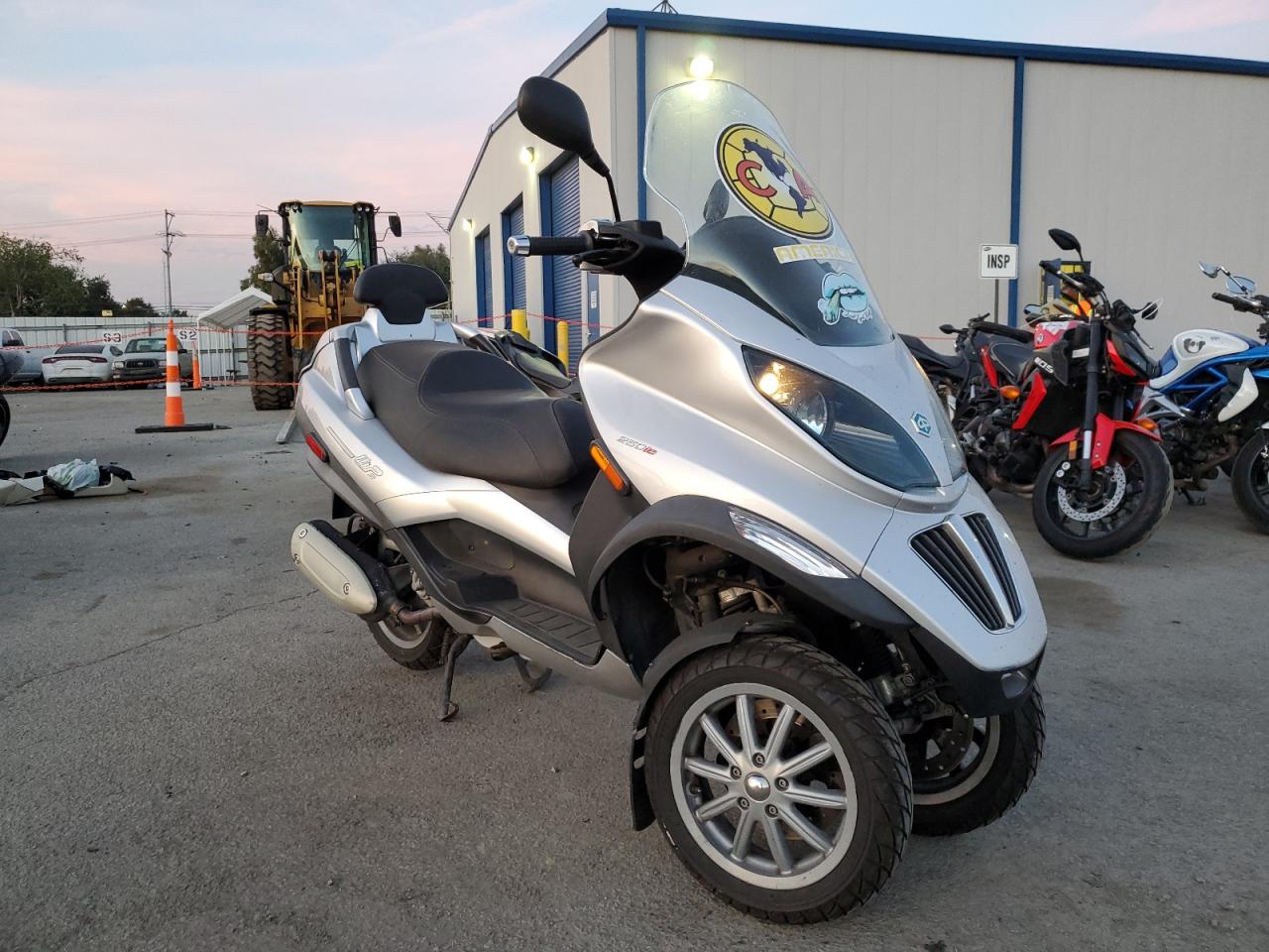 Изображение 1 2010 PIAGGIO MP3 250 2010 с VIN ZAPM479M8A5004403