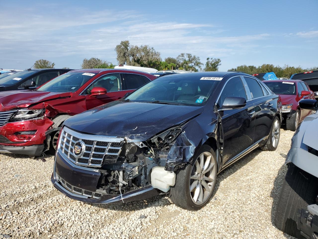 Image 1 of 2013 CADILLAC XTS PREMIUM COLLECTION 2013 with VIN 2G61S5S3XD9140381
