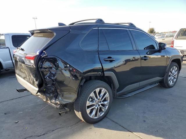Obraz 3 z 2023 TOYOTA RAV4 XLE PREMIUM 2023 z VIN 2T3A1RFV1PW345410