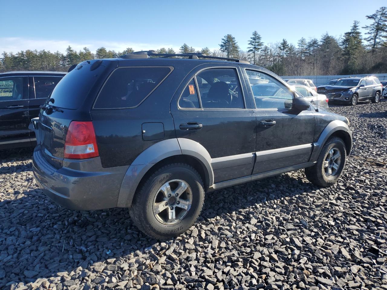 Изображение 3 2003 KIA SORENTO EX 2003 с VIN KNDJC733535132852