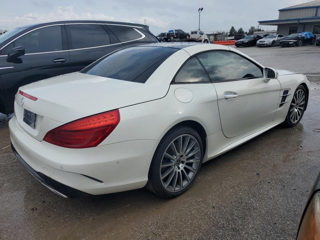 Obraz 3 z 2017 MERCEDES-BENZ SL 550 2017 z VIN WDDJK7DA4HF048464