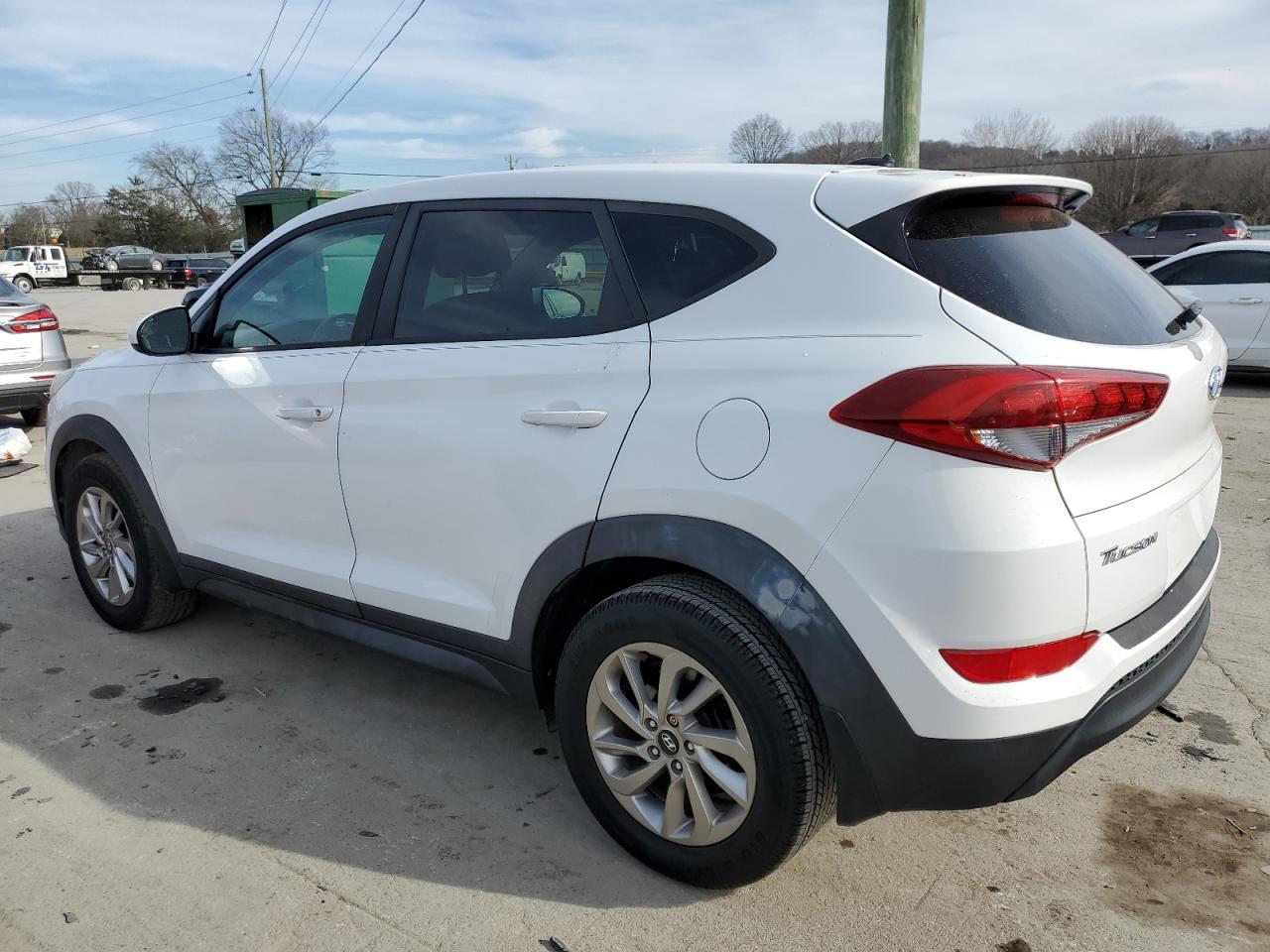 Obraz 2 z 2017 HYUNDAI TUCSON SE 2017 z VIN KM8J23A40HU369345