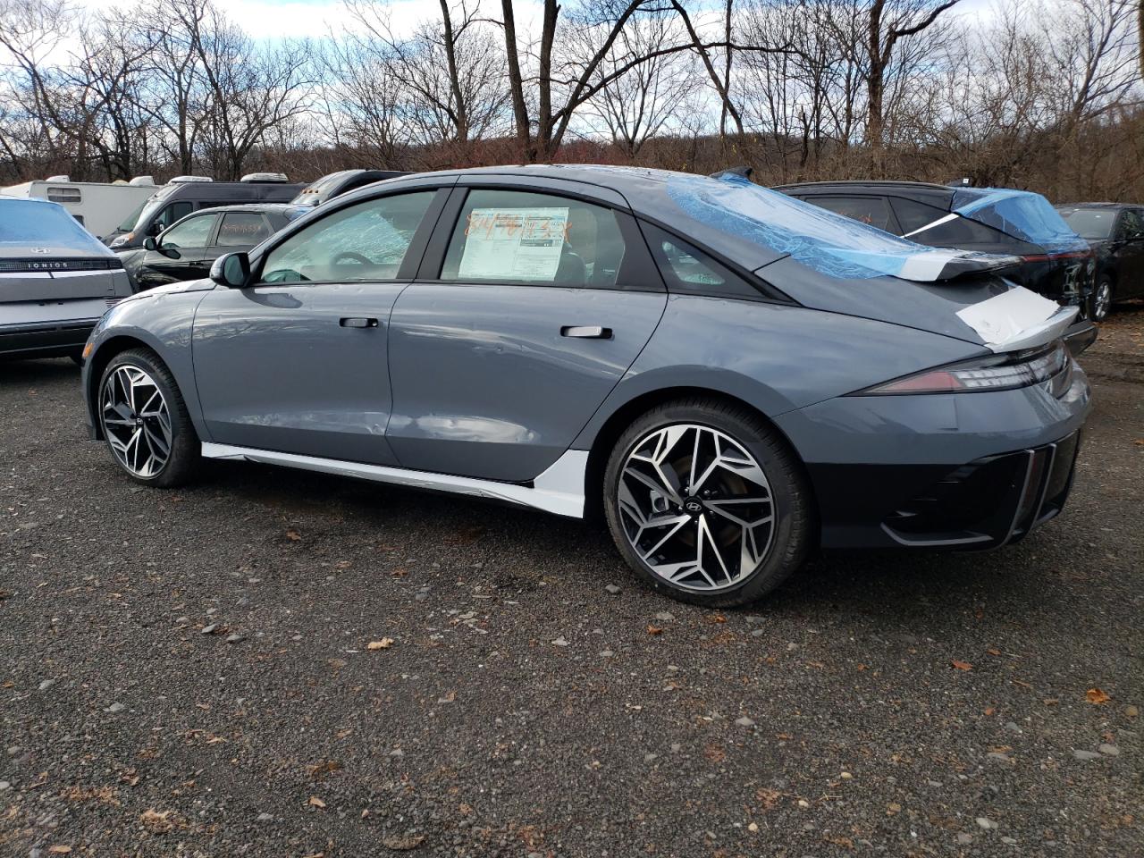 Image 2 of 2023 HYUNDAI IONIQ 6 SEL 2023 with VIN KMHM34AC3PA051310