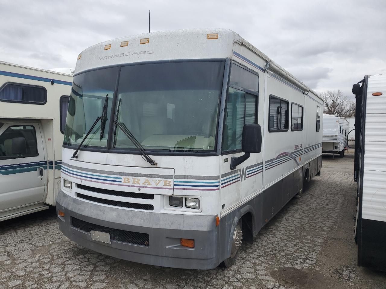 Изображение 2 2000 WORKHORSE CUSTOM CHASSIS MOTORHOME CHASSIS P3500 2000 с VIN 5B4LP37J8Y3319963