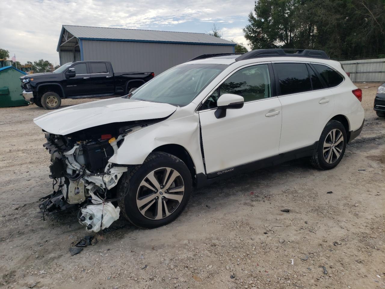Image 1 of 2019 SUBARU OUTBACK 3.6R LIMITED 2019 with VIN 4S4BSENC9K3383047