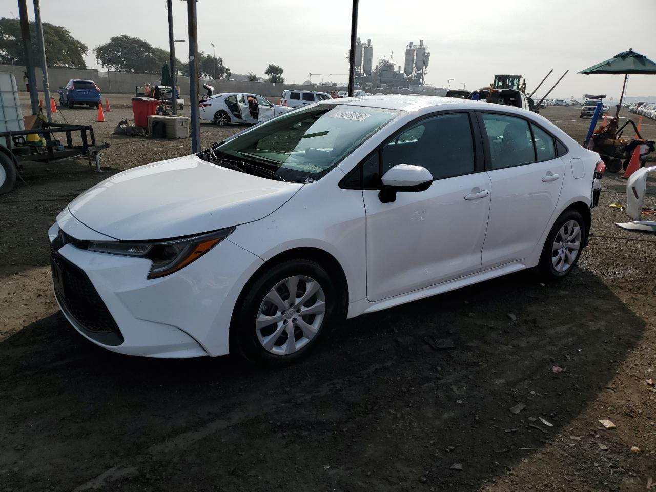 Изображение 1 2021 TOYOTA COROLLA LE 2021 с VIN 5YFEPMAE2MP246272