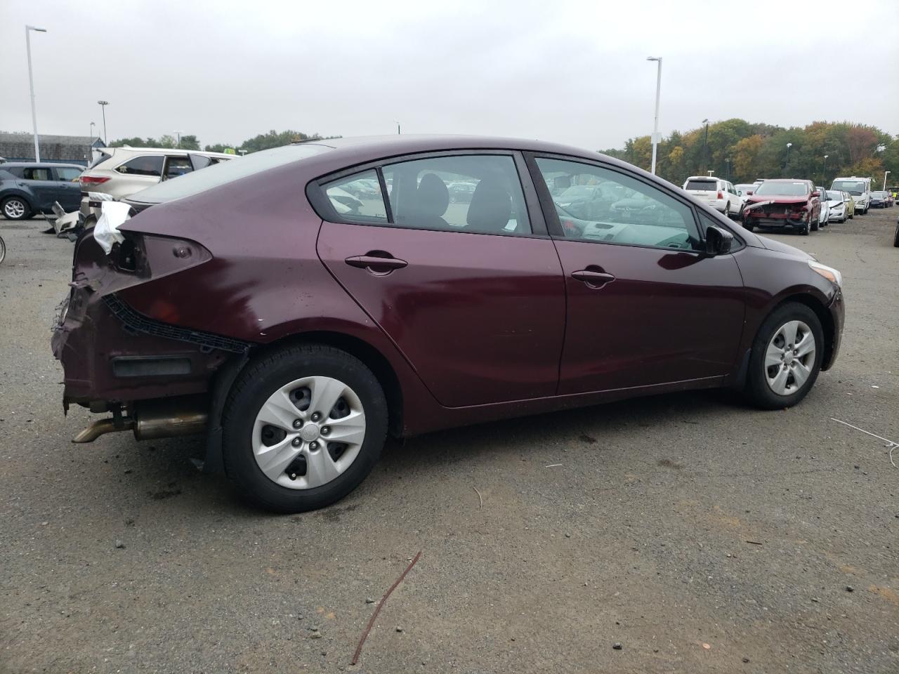 Image 3 of 2017 KIA FORTE LX 2017 with VIN 3KPFK4A78HE067908