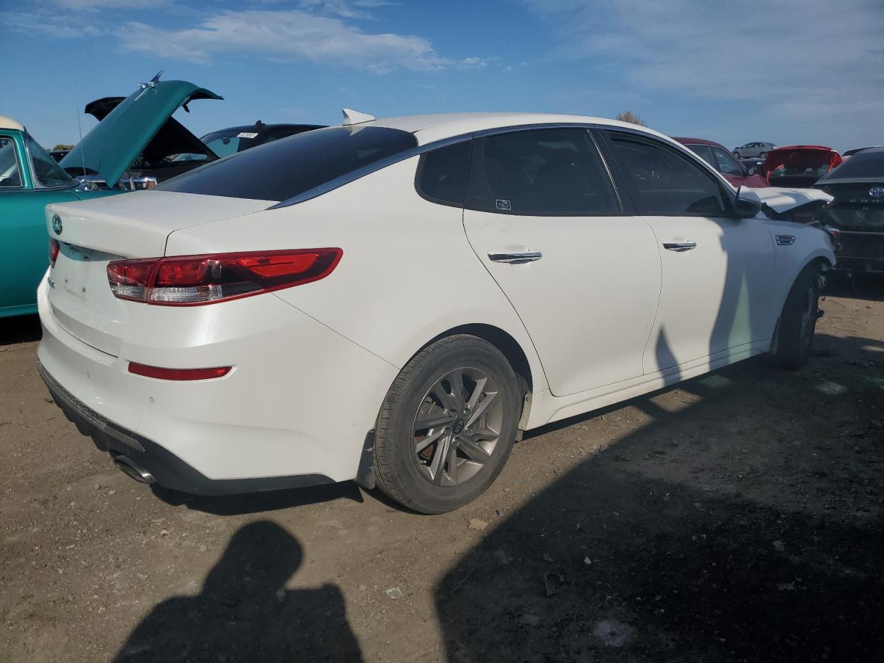 Image 3 of 2019 KIA OPTIMA LX 2019 with VIN 5XXGT4L3XKG339093