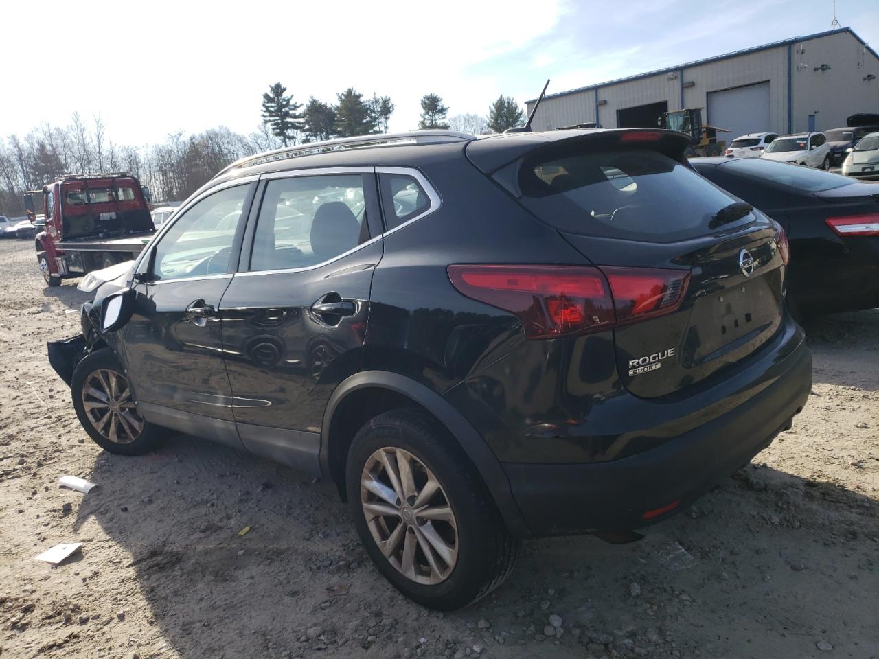 Изображение 2 2018 NISSAN ROGUE SPORT S 2018 с VIN JN1BJ1CR7JW201692