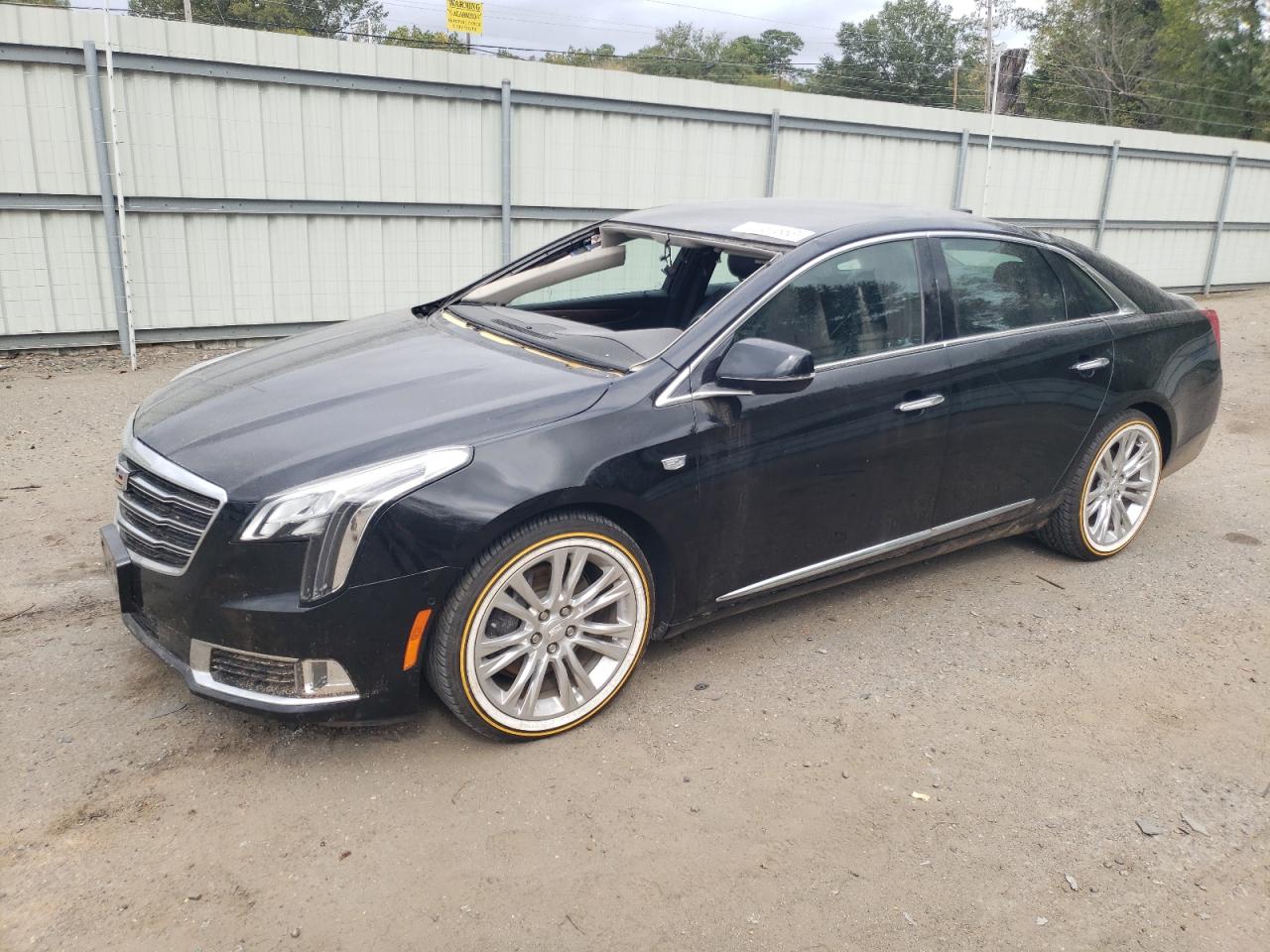 Image 1 of 2019 CADILLAC XTS LUXURY 2019 with VIN 2G61M5S3XK9133339