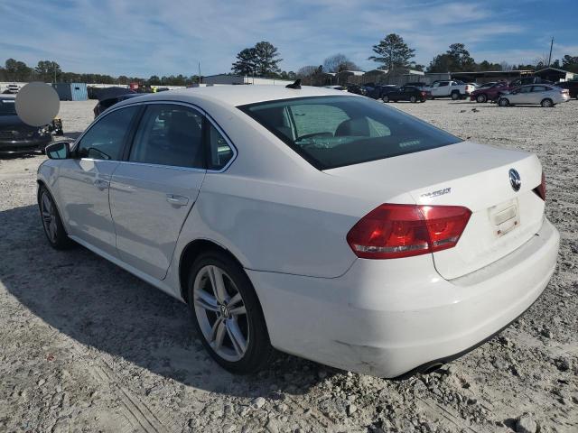 Obraz 2 z 2014 VOLKSWAGEN PASSAT SE 2014 z VIN 1VWBH7A38EC018462