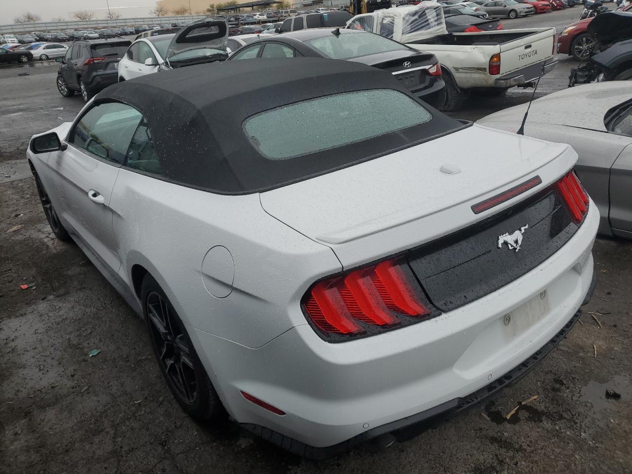 Image 2 of 2022 FORD MUSTANG  2022 with VIN 1FATP8UH5N5121128