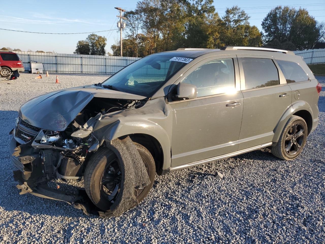 Obraz 1 z 2020 DODGE JOURNEY CROSSROAD 2020 z VIN 3C4PDCGB8LT271505