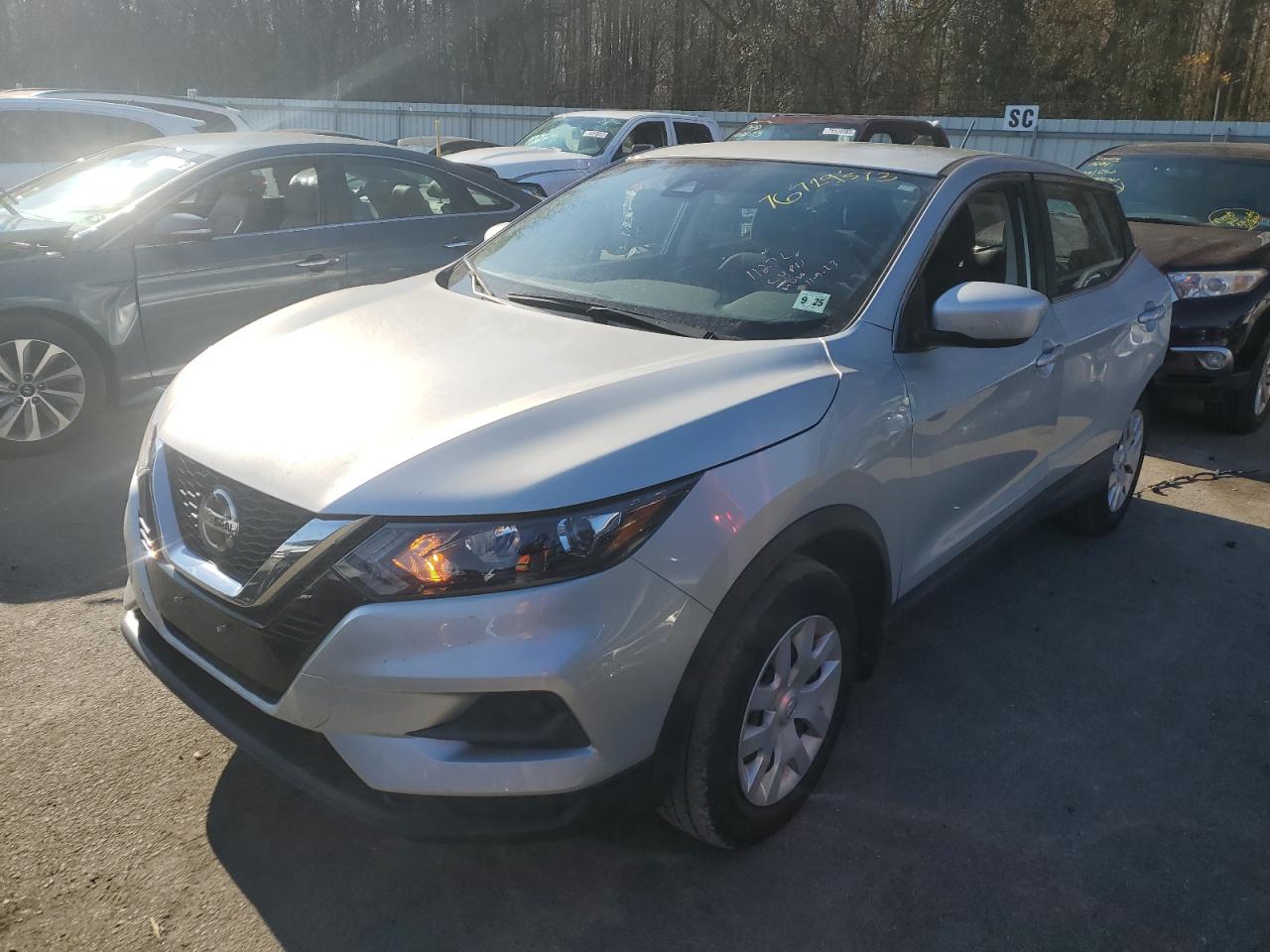 Изображение 1 2020 NISSAN ROGUE SPORT S 2020 с VIN JN1BJ1CW3LW368589