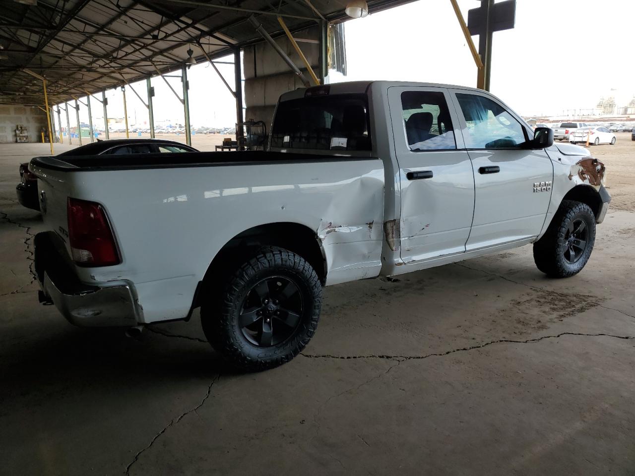 Изображение 3 2018 RAM 1500 ST 2018 с VIN 1C6RR7FG5JS309731