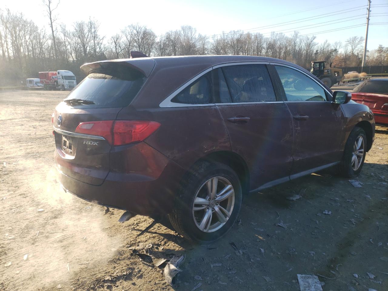 Изображение 3 2015 ACURA RDX TECHNOLOGY 2015 с VIN 5J8TB3H58FL001253