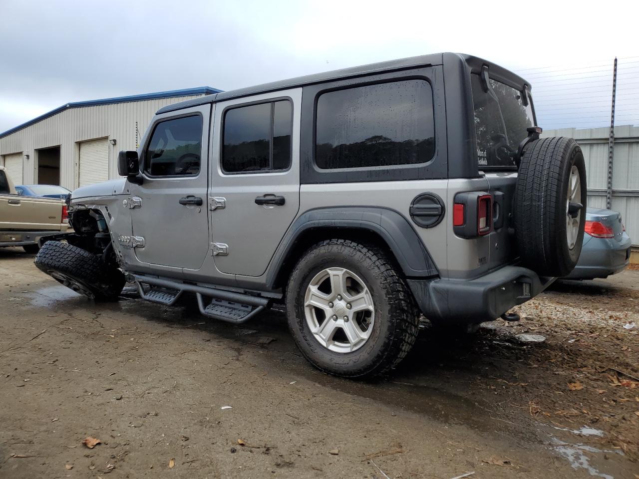 Image 2 of 2020 JEEP WRANGLER UNLIMITED SPORT 2020 with VIN 1C4HJXDN2LW214696