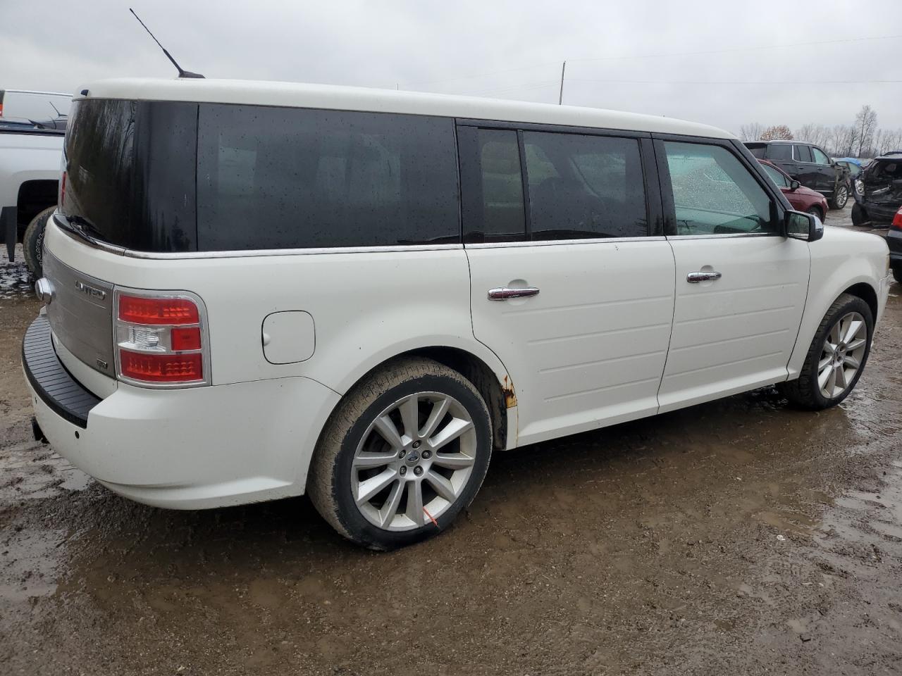 Изображение 3 2010 FORD FLEX LIMITED 2010 с VIN 2FMHK6DC6ABA18311