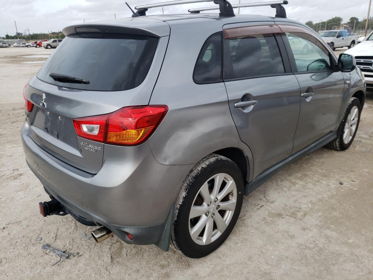 Obraz 3 z 2014 MITSUBISHI OUTLANDER SPORT ES 2014 z VIN 4A4AP3AU0EE012896