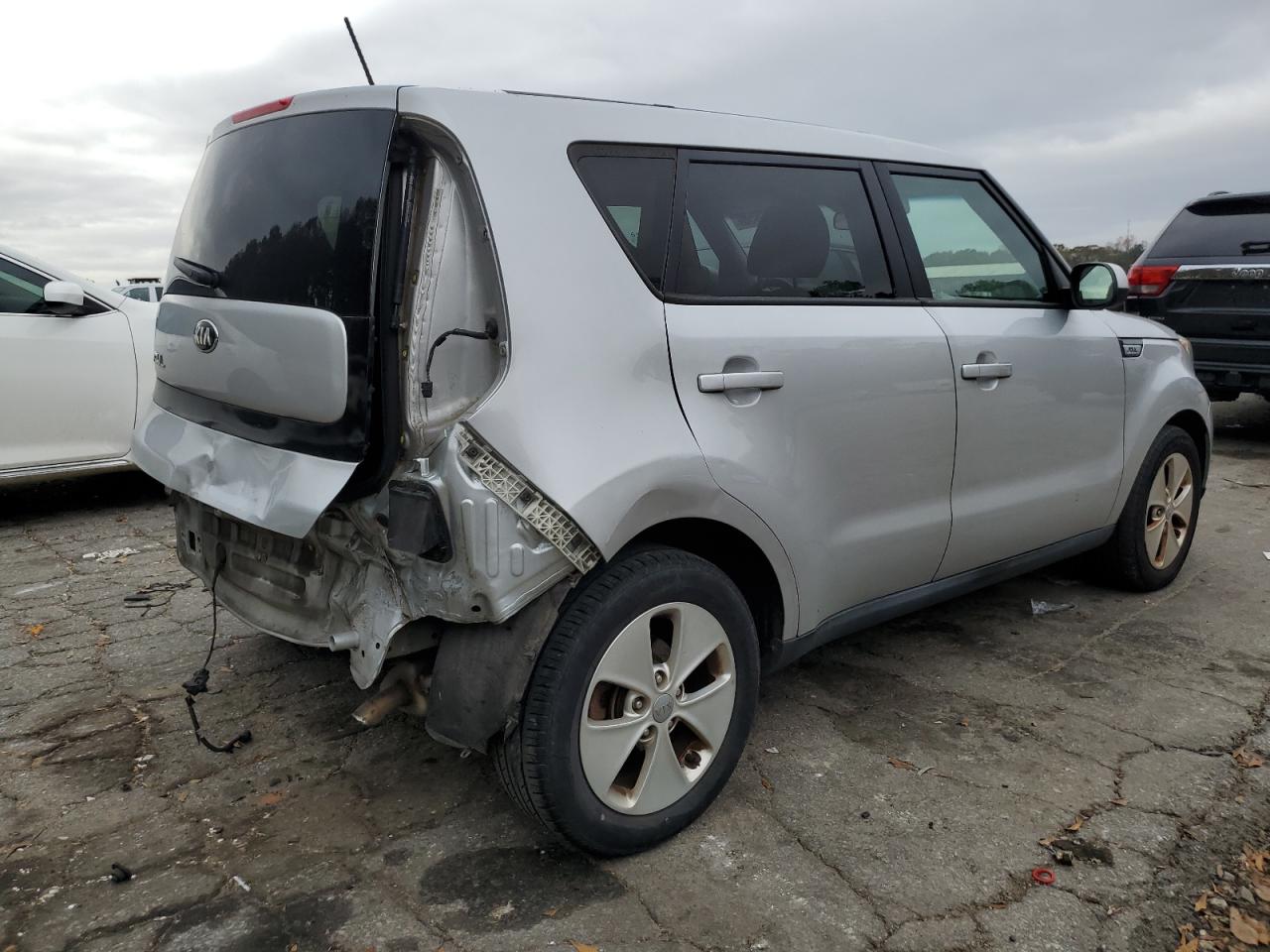 Obraz 3 z 2015 KIA SOUL  2015 z VIN KNDJN2A25F7763844