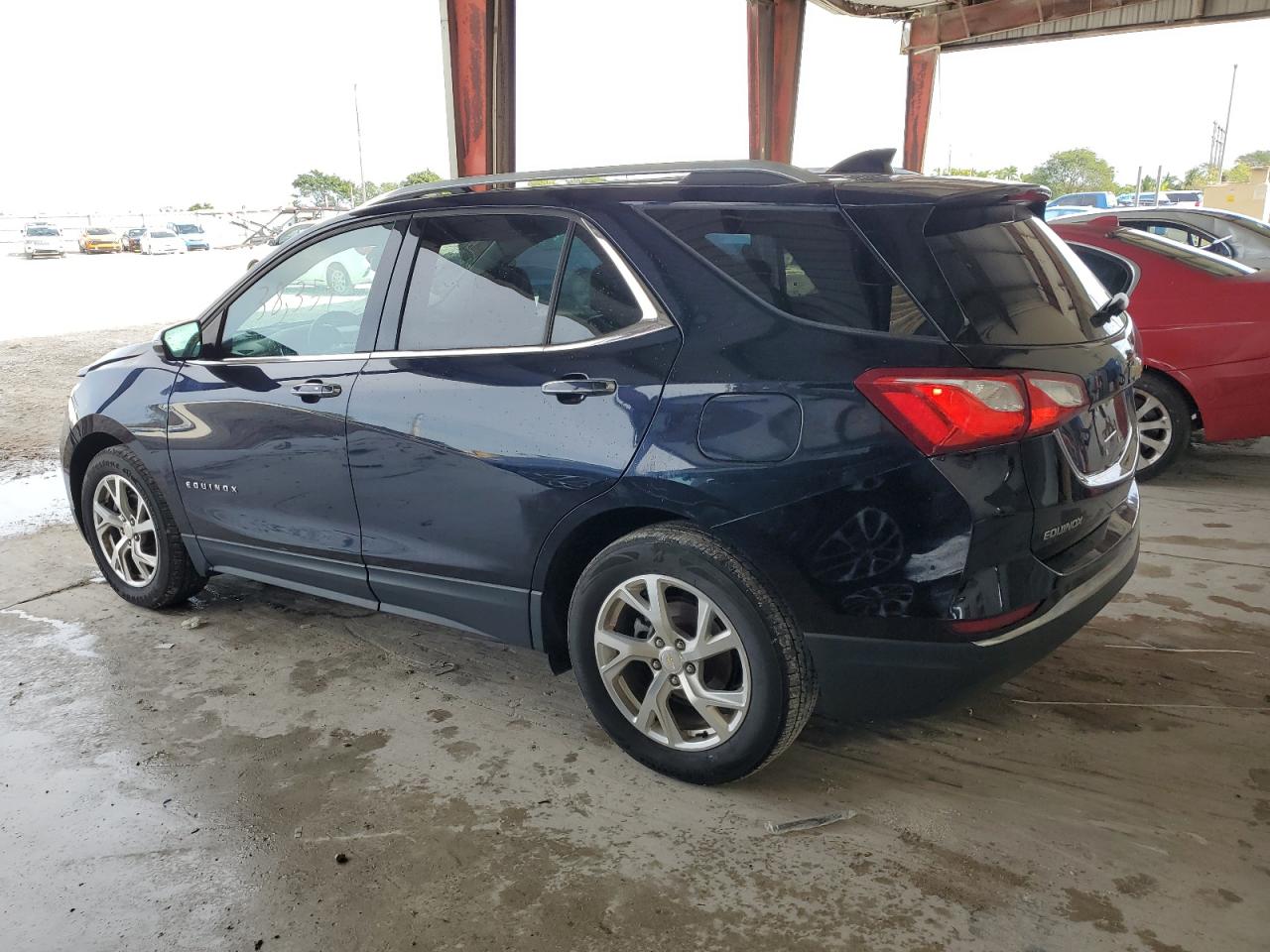 Image 2 of 2020 CHEVROLET EQUINOX PREMIER 2020 with VIN 3GNAXNEV5LS689037