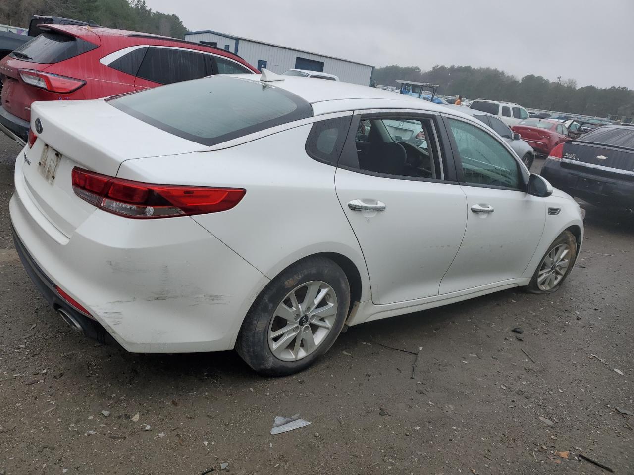 Obraz 3 z 2016 KIA OPTIMA LX 2016 z VIN KNAGT4L3XG5070019