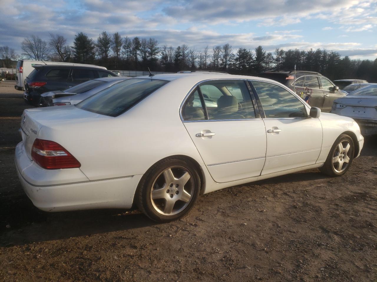 Image 3 of 2005 LEXUS LS 430 2005 with VIN JTHBN36F055028364