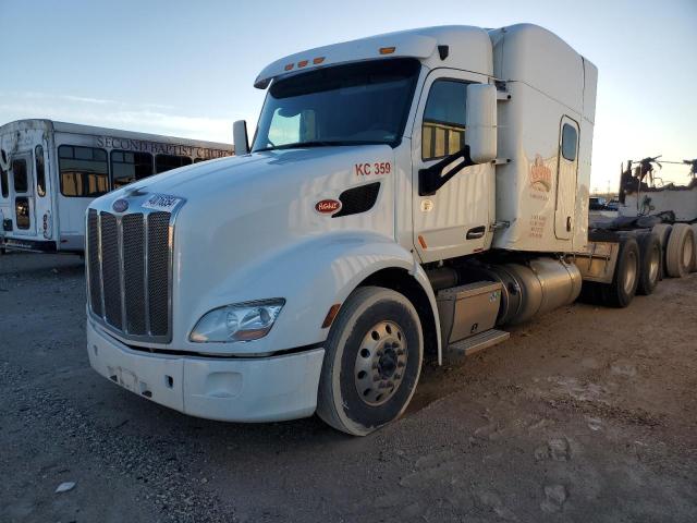 Image 2 of 2015 PETERBILT 579  2015 with VIN 1XPBD49X3FD275043