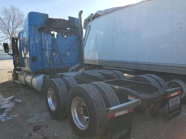 Image 3 of 2014 FREIGHTLINER CASCADIA 125  2014 with VIN 3AKJGLBG6ESFS0897