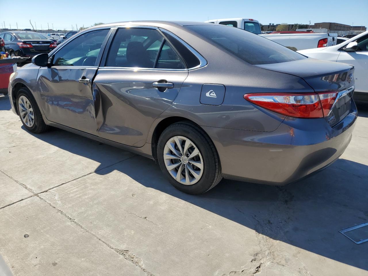 Image 2 of 2015 TOYOTA CAMRY LE 2015 with VIN 4T4BF1FK2FR493088